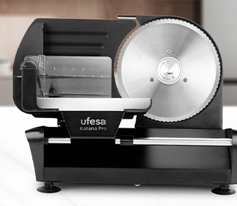 Prepara cenas rápidas con una máquina de cortar fiambre para el hogar