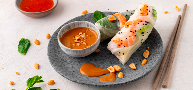 Cómo hacer rollitos de primavera tailandeses